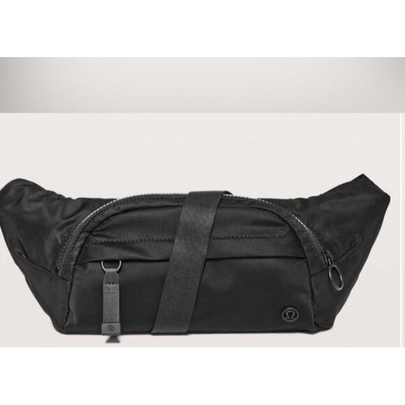 Lululemon On the Beat Belt Bag Black Crossbody, Waist or Shoulder Bag - Picture 3 of 8